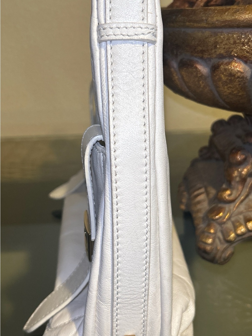 Fendi White Leather Shoulder Bag with Silver Hardware - Picture 7 of 13